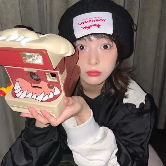 闪婚后,豪门千金不装了